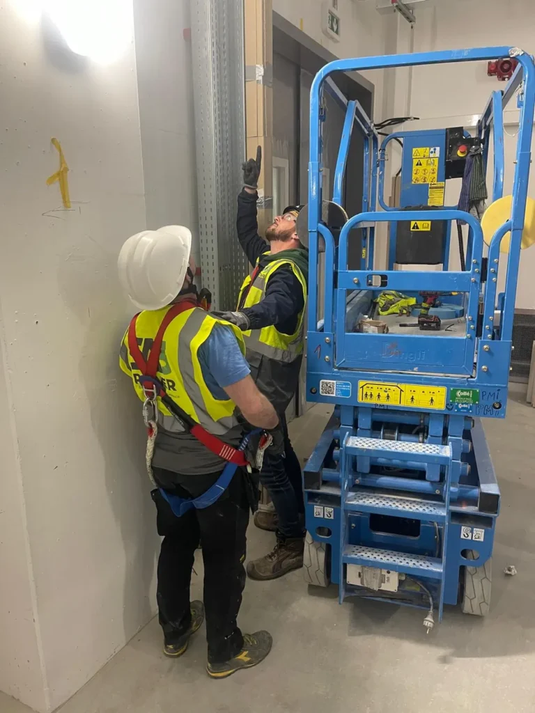 SA3 Power engineers planning a site installation