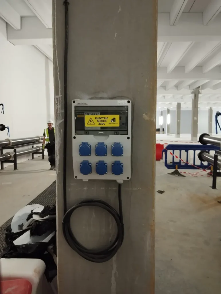 SA3 Power temporary socket board installed on a site column