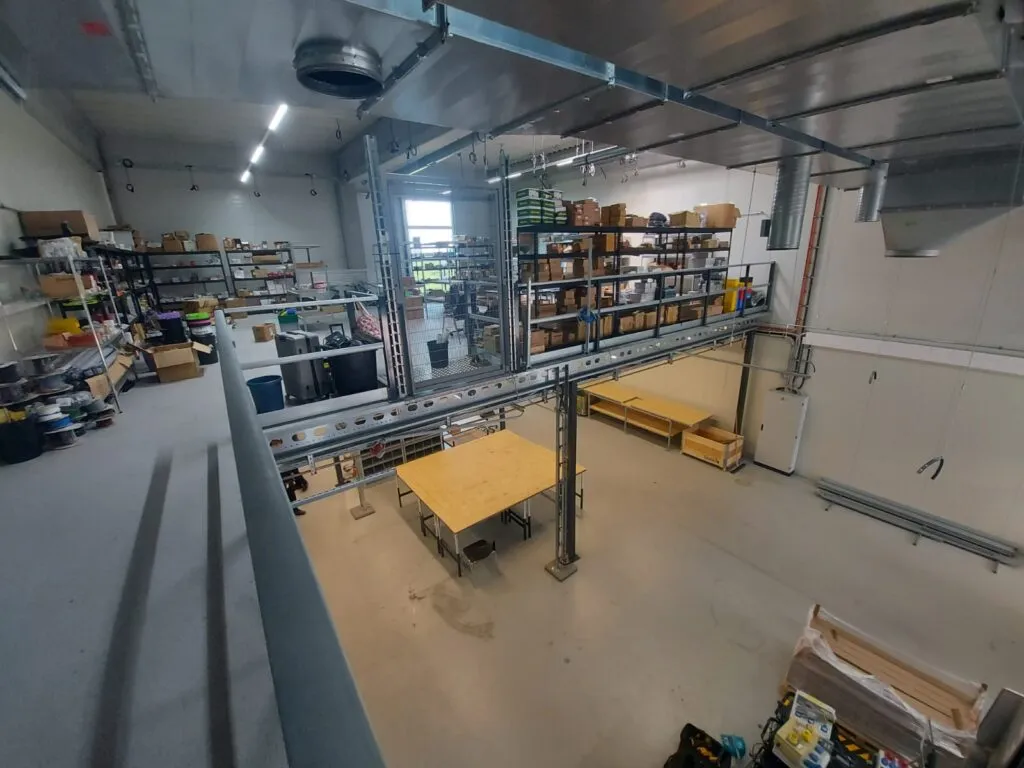 Materials staging at the SA3 Power Frankfurt facility