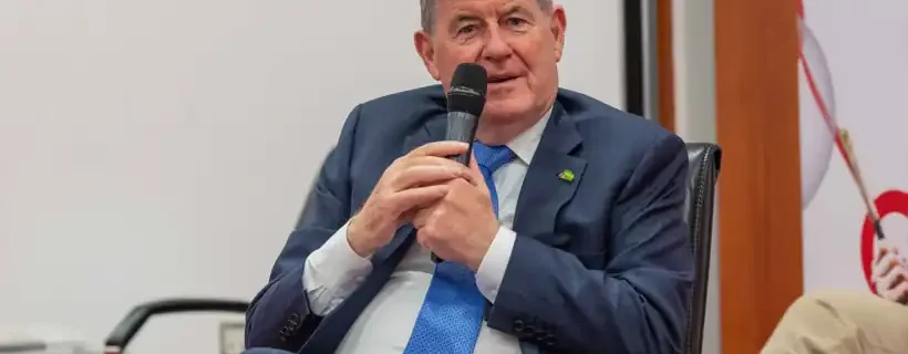 JP McManus speaking at the Club Tyrone GAA business lunch attended by SA3 Power management